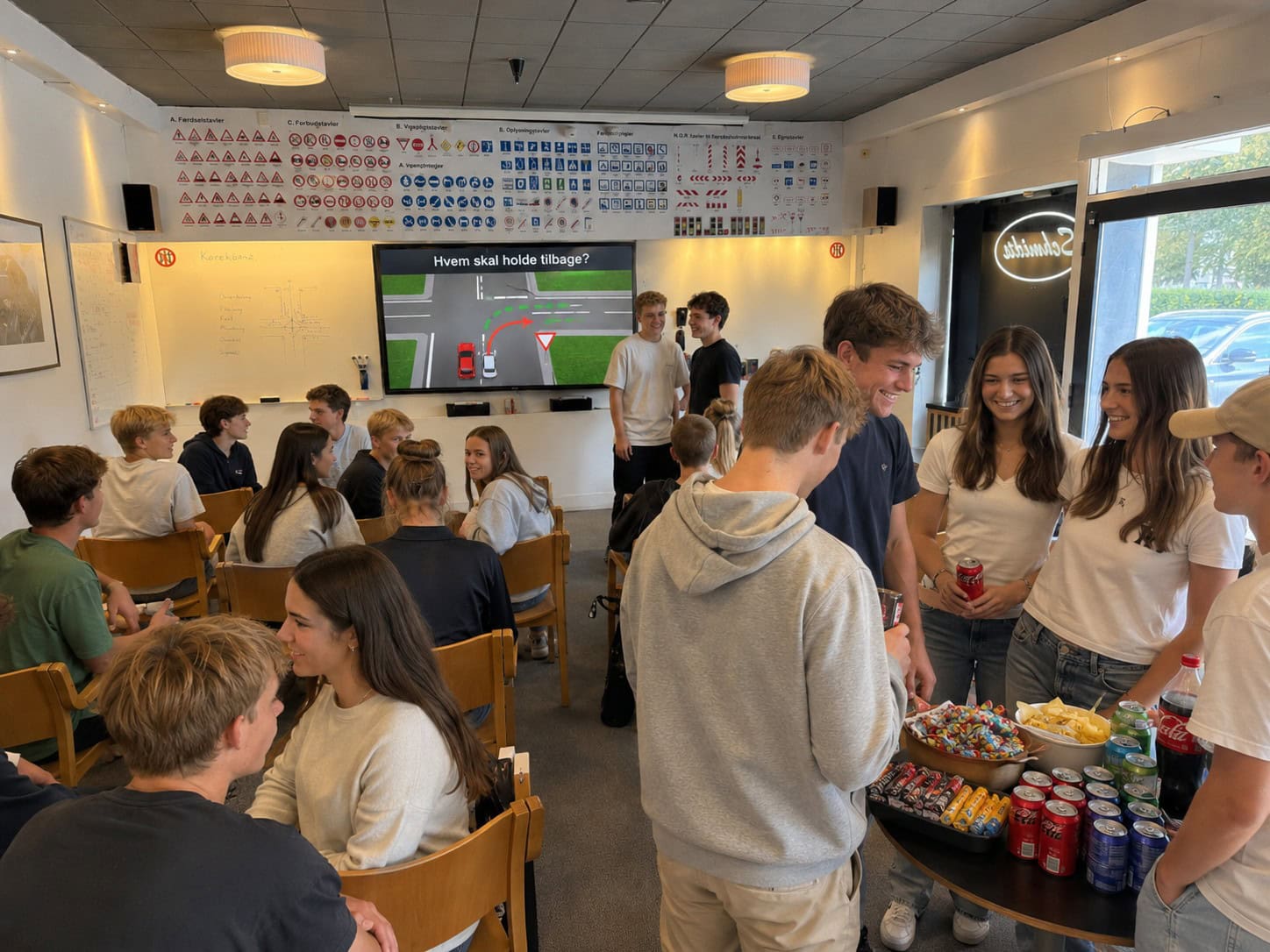Elever i teoriundervisning hos Schmidt Køreskole i Odense.